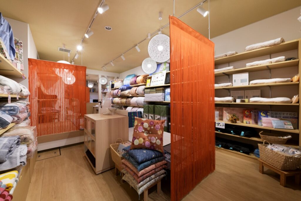 安らぎ布団店 みやかわ